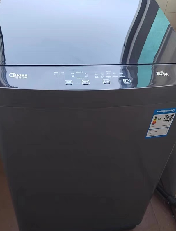 美的(Midea)全自动波轮洗衣机90V37 9公斤专利免清洗十年桶如新宿舍租房神器随心洗系列MB90V37E晒单图