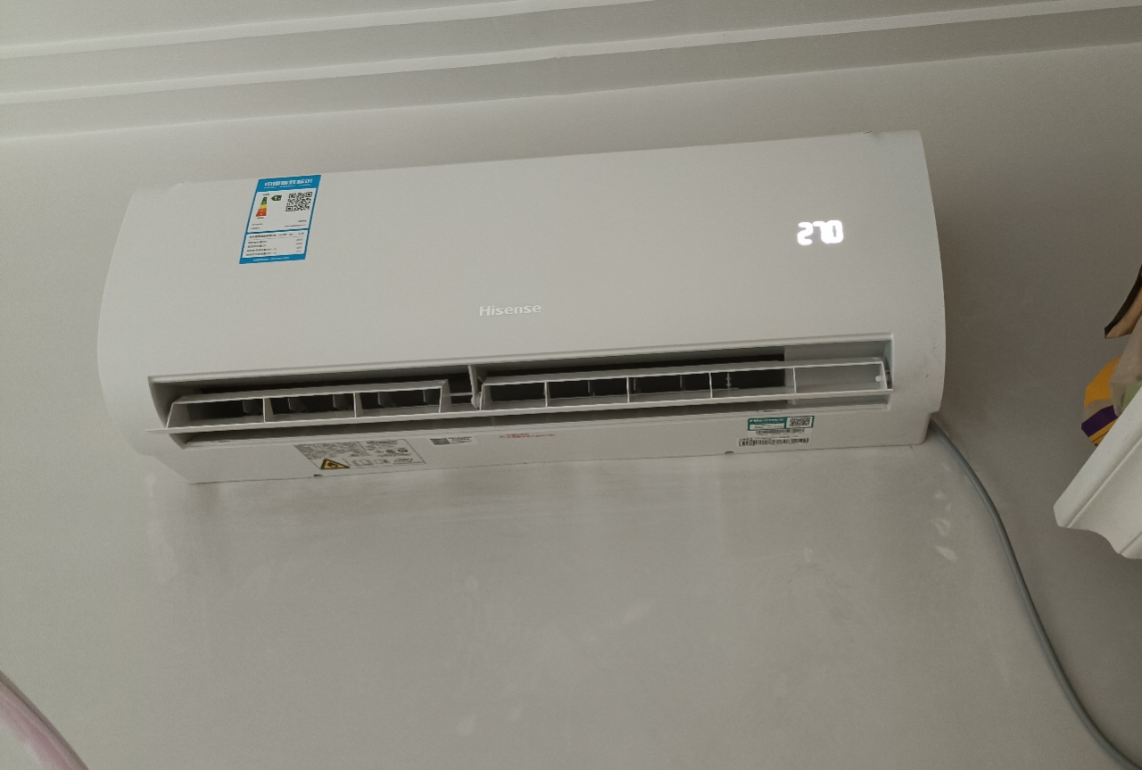 海信(Hisense)海信大1匹新一级变频 超大风量体感风节能省电 卧室冷暖挂机空调KFR-26GW/E370-X1晒单图