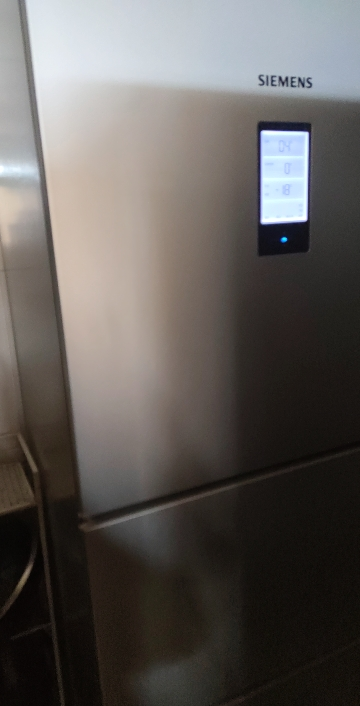[零度保鲜]西门子 274升 三门冰箱 家用大容量三开门电冰箱 混冷无霜 零度保鲜 滤膜保湿 KK28UA41TI晒单图