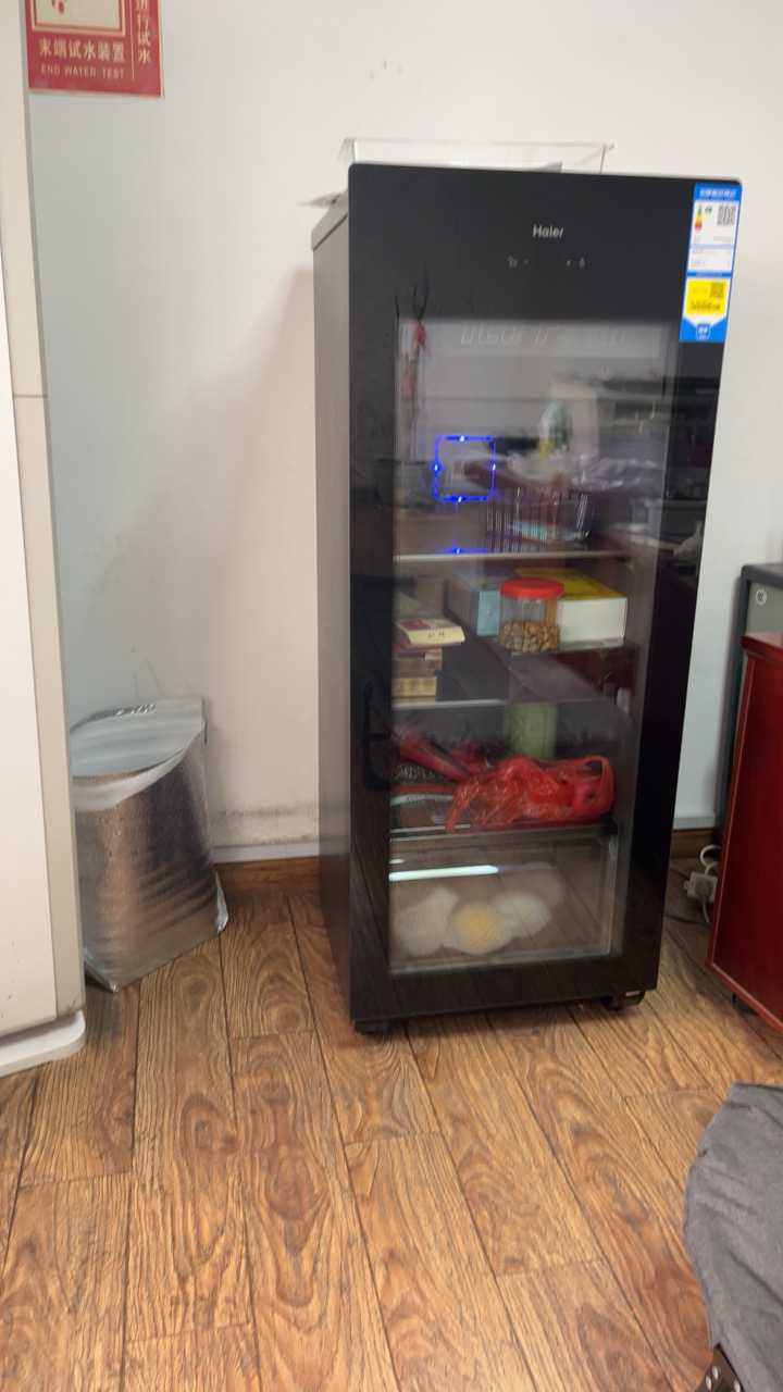 海尔(Haier)冰吧家用茶叶柜红酒柜办公室冷藏柜保鲜水果饮料冰柜透明玻璃门客厅小型单门冰箱 [新品]167升冷藏冷冻晒单图