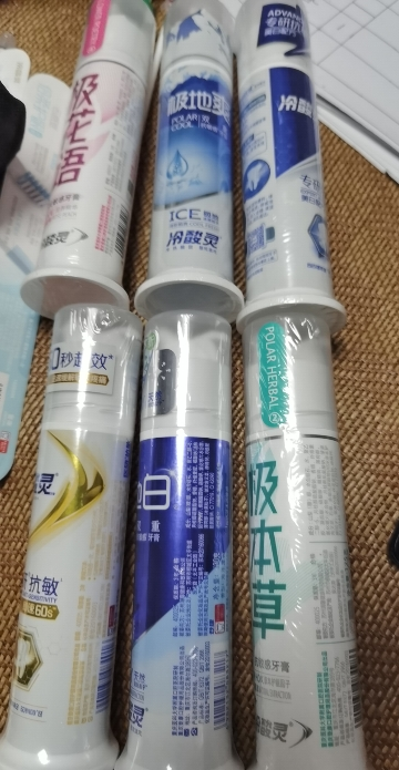 冷酸灵专业抗敏感泵式牙膏家庭装组合6瓶装 共755g (新老包装随机发)晒单图