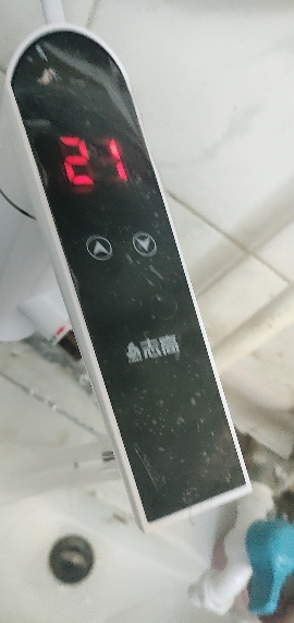 Chigo志高电热水龙头家用小厨宝卫生间即热式快速过自来水热电热水器_恒温白晒单图