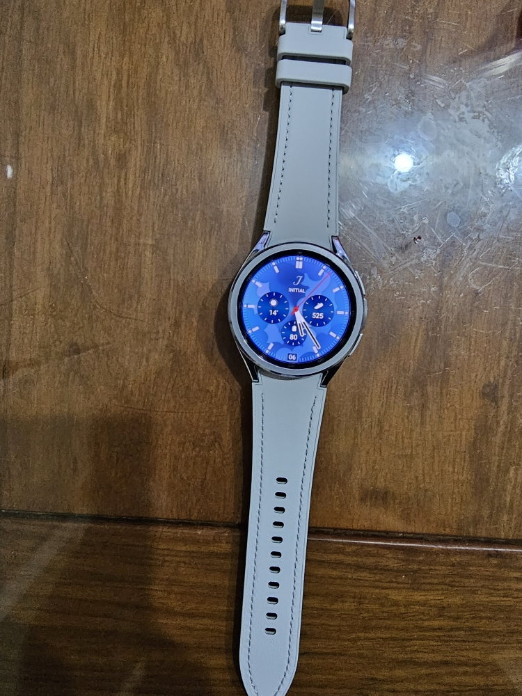 三星Galaxy Watch6 Classic(SM-R950)43mm 蓝牙版 星系银 智能手表晒单图