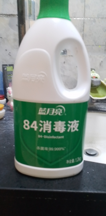 蓝月亮 84消毒液1.2kg*4瓶套装 居家消毒杀菌 专业配方 高效消毒 杀菌率高达99.999% 适用范围广晒单图