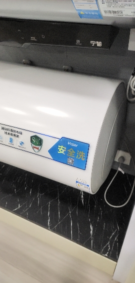 美的(Midea)50升2000W经济适用速热 升级防电墙 蓝钻内胆耐用 8年质保电热水器 F50-A20MD1(HI)晒单图