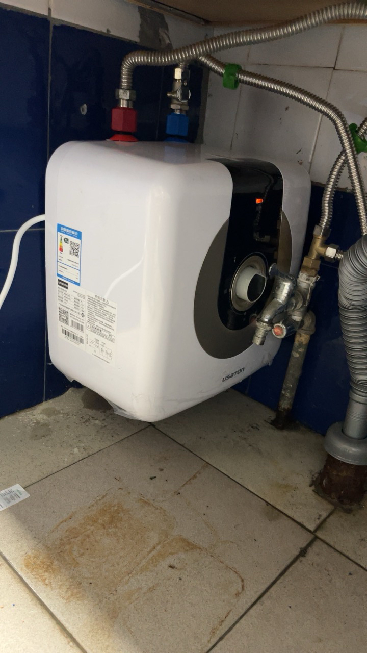 阿诗丹顿(USATON)储水式电热水器小厨宝1500W一级能效高效节能8升厨宝KX08-8J15S上出水晒单图