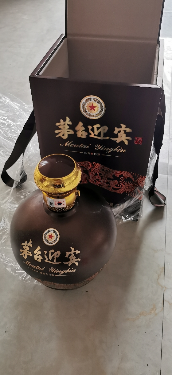 贵州茅台酒 茅台迎宾 尊享坛装 酱香型白酒 53度 2.5L(新老包装随机发货) 单坛装晒单图