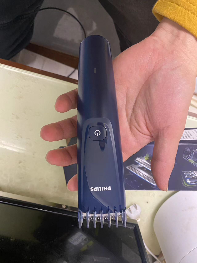 飞利浦(Philips) 电动理发器剃头电推子家用自助可水洗低噪音剪头发电推剪 HC3688/15藏蓝晒单图