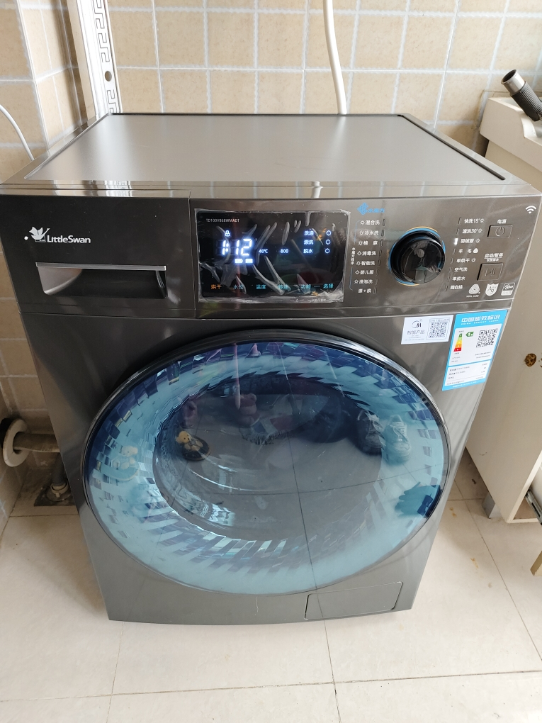 小天鹅(LittleSwan)滚筒洗衣机全自动 变频 水魔方 10公斤洗烘一体洗衣机智能家电TD100V868WMADT晒单图