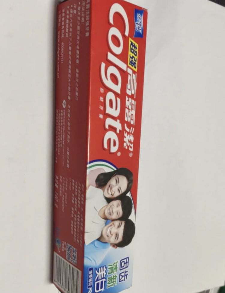 高露洁(Colgate)牙膏含氟防蛀清新口气口腔护理成人清爽薄荷牙膏 超强90g晒单图