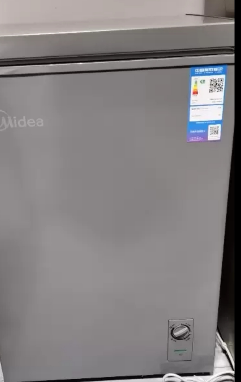 美的(Midea)100升 低霜家用囤货小冷柜 冷藏冷冻转换冰柜 一级能效母婴母乳小冰箱 BD/BC-100KMF(E)晒单图