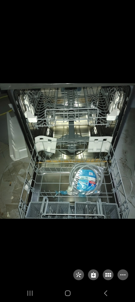 松下洗碗机独嵌两用13套A1系列 自清洁 热旋流烘干 软化水系统 三层旋桨喷淋高温除菌刷碗机 NP-D83K1ZN晒单图