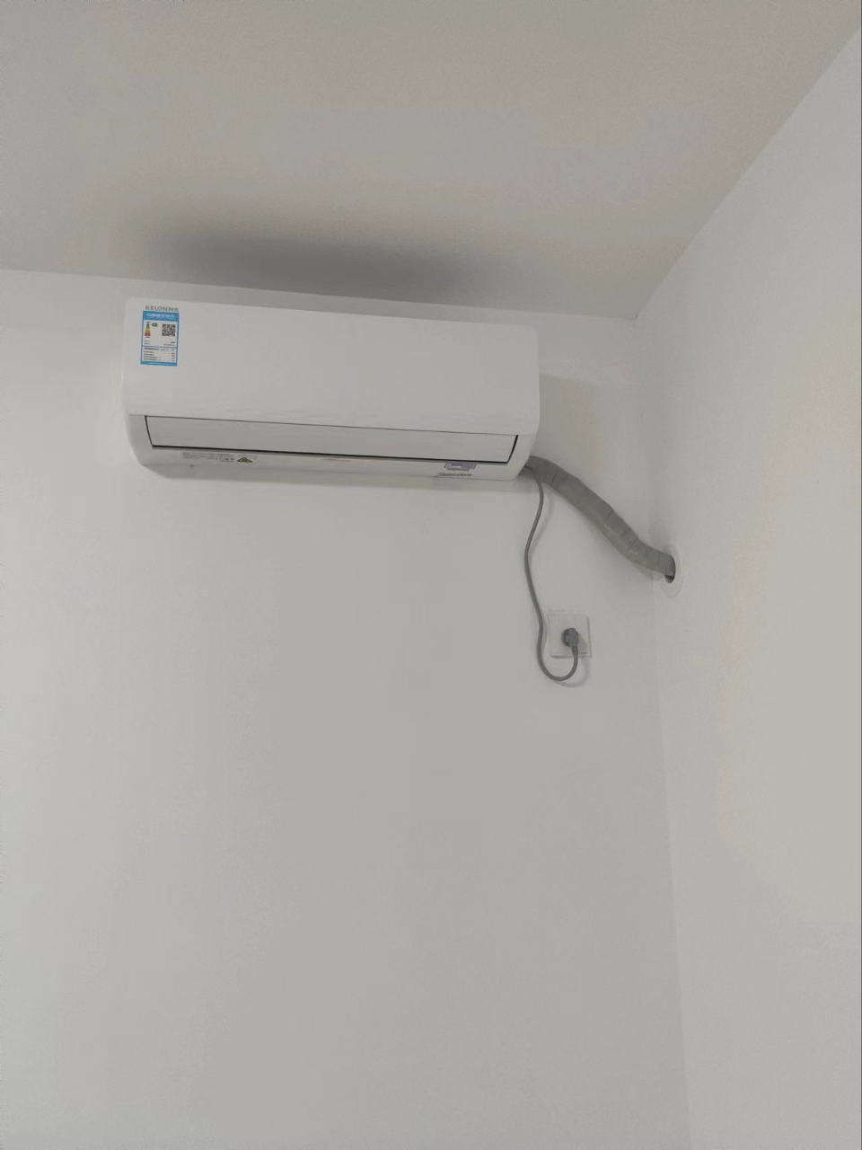 科龙(KELON)空调 大1匹新一级能效 冷暖柔风 降噪自清洁 家用卧室挂机 官方直营 KFR-26GW/QS1-X1晒单图