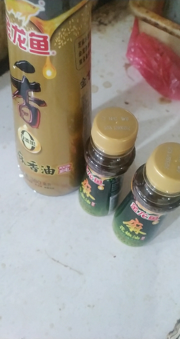 金龙鱼纯芝麻香油380ml大瓶装赠花椒油70ml*2小瓶芝麻油晒单图