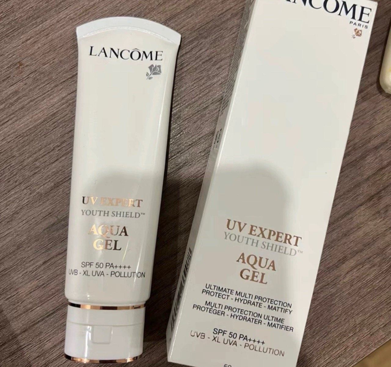 法国(Lancome)兰蔻水漾轻透隔离露UV小白管空气感防晒霜 SPF50柔皙轻透防晒霜50ml /清爽型晒单图