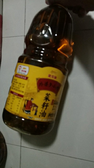 金龙鱼外婆乡小榨菜籽油1.8L小桶装家用非转基因压榨晒单图