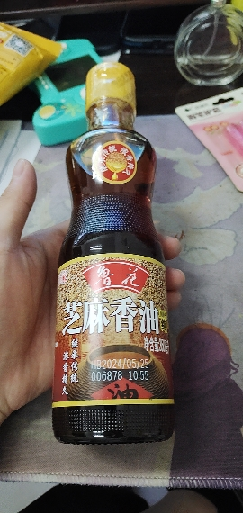 鲁花芝麻香油350ML物理压榨 调味品凉拌菜烹饪火锅纯正家用 芝麻油 食用油 粮油 植物油 家用炒菜 物理压榨晒单图