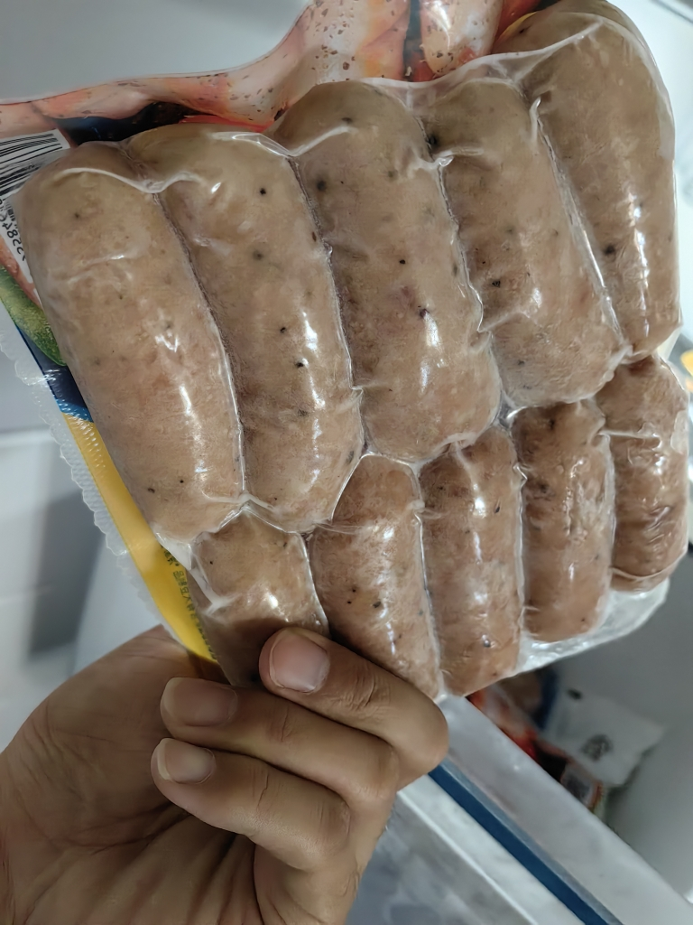 [小牛凯西]地道肠40根(黑椒味500g*2袋原味500g*2袋) 小鲜肉火山石烤肠晒单图