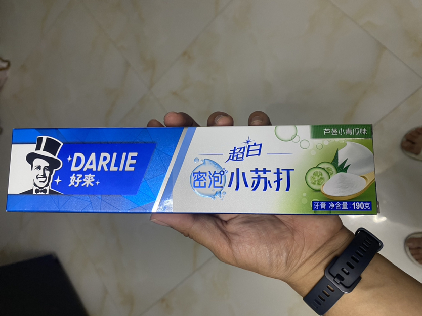 DARLIE好来(原黑人)牙膏超白密泡小苏打温和亮白-芦荟小青瓜190g 温和亮白 口感细腻顺滑晒单图