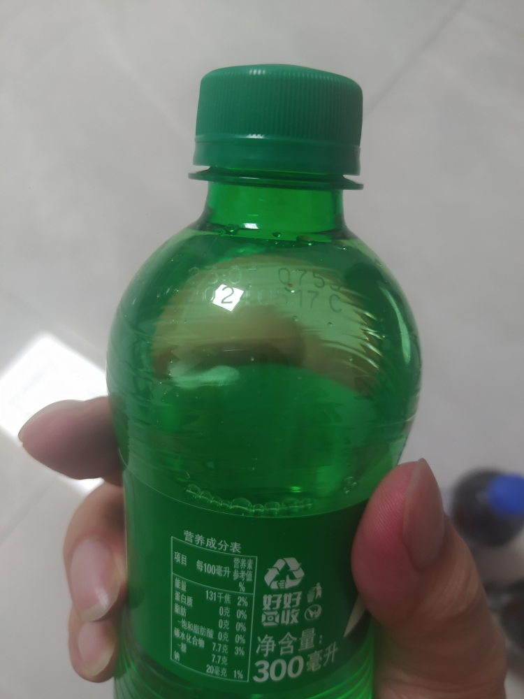 百事可乐 七喜 美年达 可乐 混合系列碳酸饮料300ml*4口味装 (新老包装随机发货)晒单图