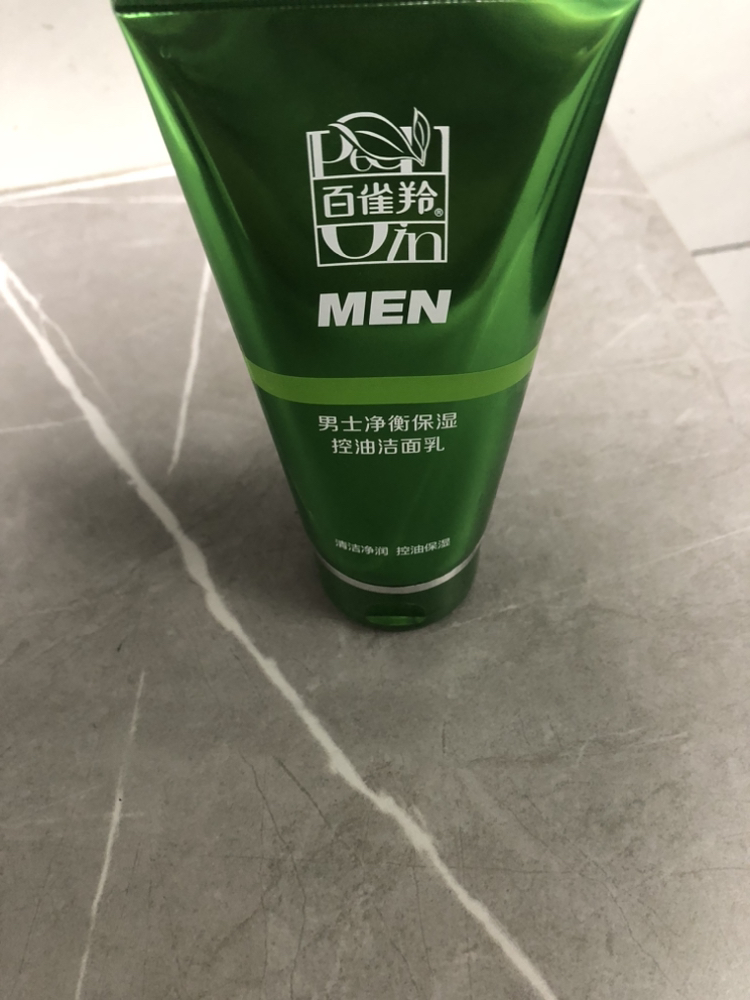 百雀羚(PECHOIN)男士净衡保湿控油洁面乳100g 清洁肌肤清爽控油锁水保湿男士洗面奶晒单图