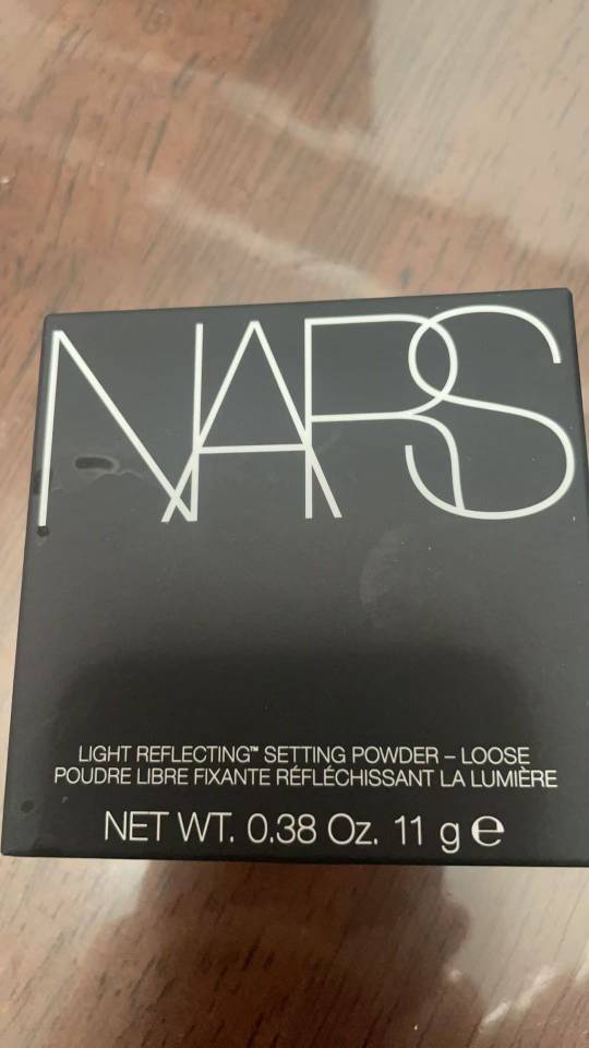 纳斯(NARS) 流光美肌轻透蜜粉 大白散粉11g 细腻控油 长效持妆吸去油光晒单图