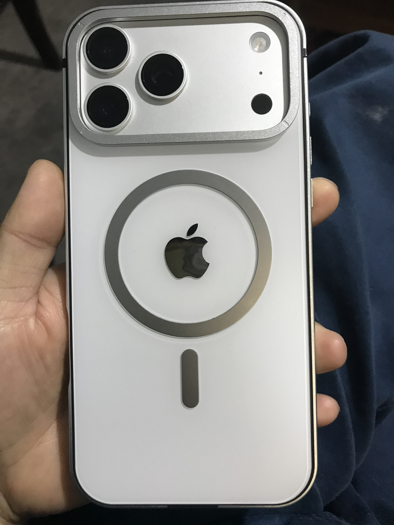 Apple iPhone 17 Pro Max 512G 银色 移动联通电信5G手机晒单图