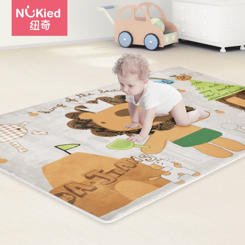纽奇(Nukied)婴幼儿加厚爬行垫 儿童可水洗可折叠兰绒珊瑚绒卡通防滑地垫游戏毯 沙滩小狮子(120CM×170CM)图片