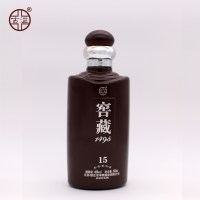 古溢窖藏15年份白酒