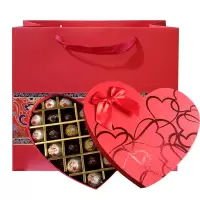 费列罗榛果巧克力心形礼盒