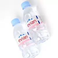 依云evian 法国原装进口矿泉水 饮用水 330ml*24瓶 (软瓶)(单位:箱)