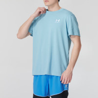 安德玛(UNDERARMOUR)春夏男子训练运动短袖T恤1373997 -490