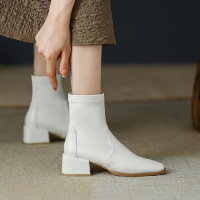 格瑞迪欧 牛皮2022年秋冬新款白色马丁靴女法式中跟踝靴加绒粗跟小短靴切尔西靴M7250