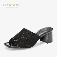 HARSON/哈森 露趾反绒皮水钻女鞋中粗跟穆勒凉鞋HM97153