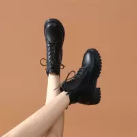 2023年新款英伦风甜酷短靴学生黑色时尚系带马丁靴女秋冬单靴靴