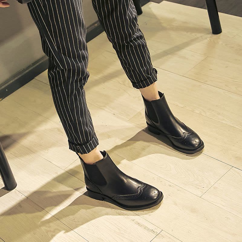 2017秋冬新款短靴经典切尔西靴头层牛皮低跟方跟圆头女靴图片