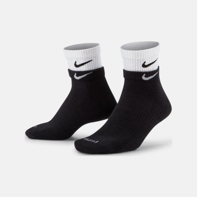 Nike耐克年新款男子运动休闲轻便舒适中筒袜子DH4058-011