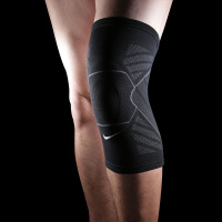 耐克 NIKE 护膝 运动男篮球膝盖通用护具髌骨带跑步 护膝季跑步足球专业骑行健身护具