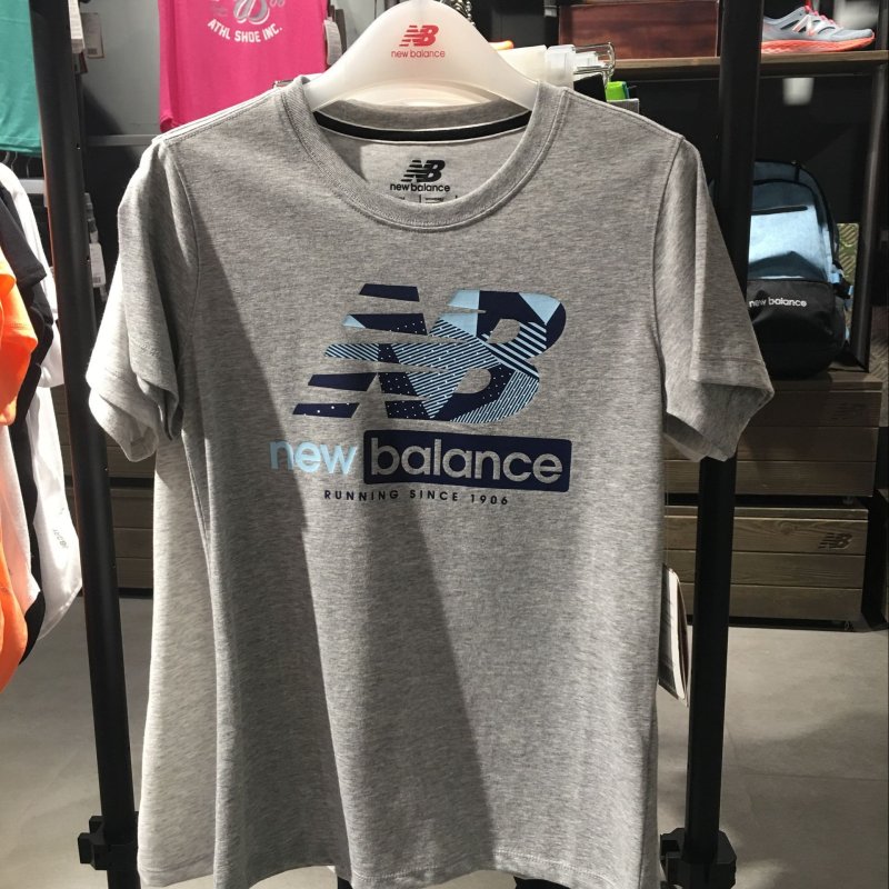 New Balance/NB 女子 2016夏季新款圆领短袖上衣logoT恤休闲运动服 AWT62648