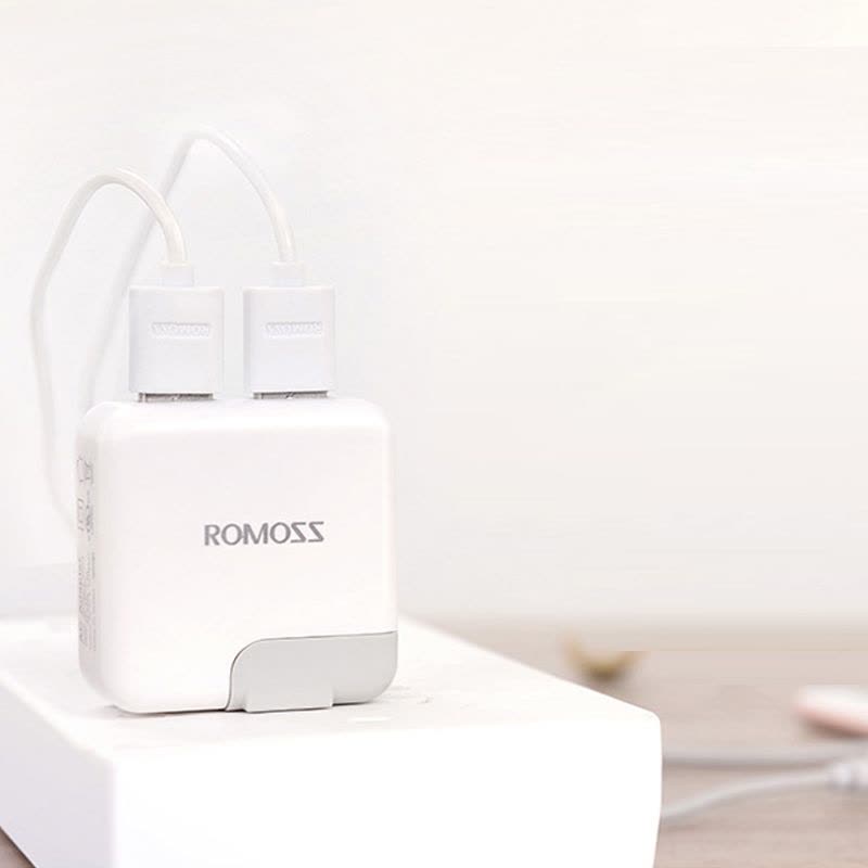 ROMOSS罗马仕 AC12S 充电头2.1A 快充手机通用充电器双USB升级版图片