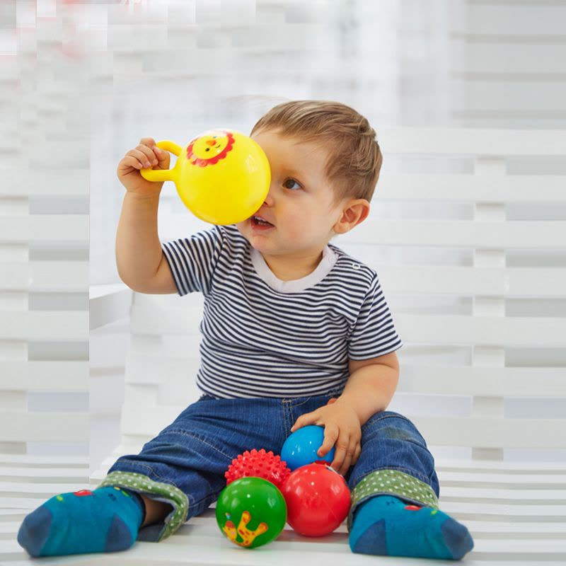 Fisher-Price 费雪6-12个月婴幼儿训练球套装新生儿送礼礼盒套装宝宝手抓训练球五只装塑料玩具球图片