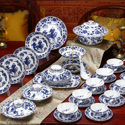瓷物语青花骨瓷餐具釉中彩陶瓷碗盘碟勺筷礼盒套装
