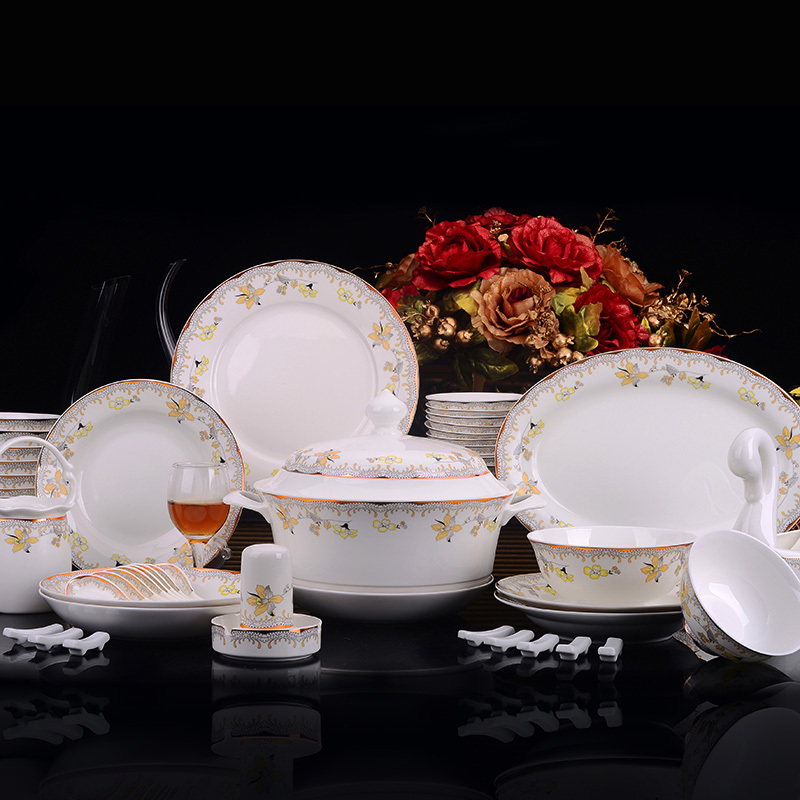 瓷物语碗碟套装家用欧式陶瓷碗盘碗筷结婚中式盘子碗骨瓷餐具整套