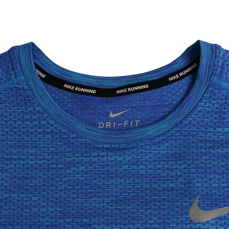 Nike耐克男装2017新款运动休闲透气圆领长袖套头衫卫衣834613-010图片