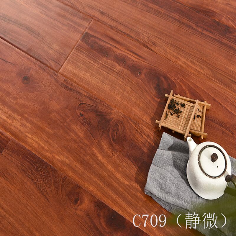 自然环保卧室地热木地板强化复合地板家装防水10201都市诱惑图片
