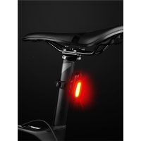 自行车尾灯USB充电骑行安全尾灯闪电客夜骑警示山地车尾灯单车配件装备