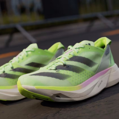 阿迪达斯adidas女子时尚运动鞋长跑步鞋缓震透明粉