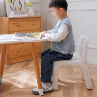 智扣北欧靠背儿童椅设计师塑料宝宝小板凳幼儿园家用ins网红小桌椅子