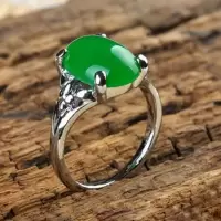 马来玉祖母绿玉戒指 翡翠色马来玉戒面 女款满绿色戒指