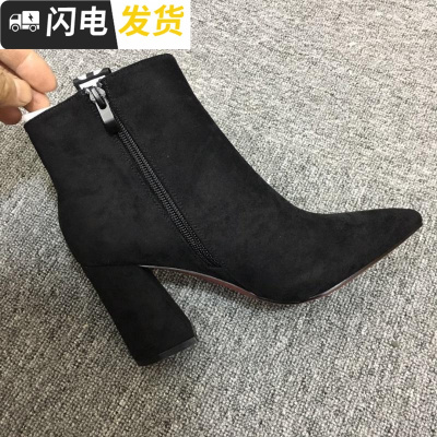 新款粗跟短靴女鞋89启如